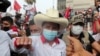 Le président du Pérou Pedro Castillo lors d'une tournée à Lima, au Pérou, le 15 mai 2021 pendant le second tour de la présidentielle. (Photo Reuters/Sebastian Castaneda)