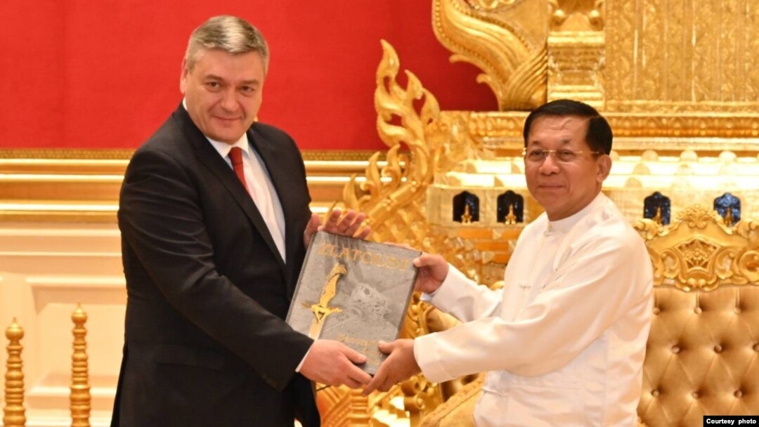 စစ်ကောင်စီအကြီးအကဲ ဗိုလ်ချုပ်မှူးကြီးမင်းအောင်လှိုင်ကို ရုရှား ဒုတိယနိုင်ငံခြားရေးဝန်ကြီး Andrey Rudenko က နေပြည်တော်မှာ လာရောက်တွေ့ဆုံစဥ်။ (ဖေဖေါ်ဝါရီ ၂၀၊ ၂၀၂၄)