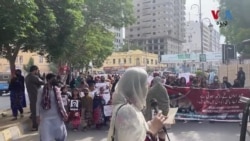 د بې درکه بلوڅانو خپلوانو کراچۍ ښار کې د اختر په ورځ خپل لاريون کې غوښتنه کوله چې د پاکستان ریاست او ادارې دې د دوی بې درکه خپلوان خوشي کړي