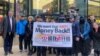 12月12日居英港人与活动人士于汇丰银行位于伦敦的总部外，举行示威 (美国之音/李伯安)