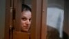 ນັກຂ່າວ Wall Street Journal ທ່ານ Evan Gershkovich ຢູ່ໃນສານນະຄອນມົສກູ ໃັນທີ 18 ເມສາ 2023 