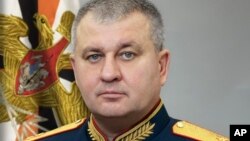 General-potpukovnik Vadim Shamarin, zamjenik načelnika ruskog vojnog generalštaba, pozira za zvaničnu fotografiju u Moskvi, Rusija, 6. oktobra 2023., na ovoj slici koju je objavila pres-služba ruskog Ministarstva odbrane.