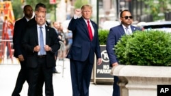 Trump oo kusii jeeda xafiiska xeer-ilaayaha guud ee New York, si su'aaloo looga weydiiyo gacansiga hoos yimaada Trump Organization 
