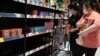 Virus COVID-19 Terus Menyebar, Warga Beijing Timbun Makanan
