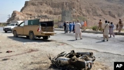 دخېبرپښتونخوا سوات، پېښور، خېبر، کرمه، شمالي وزيرستان، جنوبي وزيرستان، ډي ايي خان، بنو، لکي مروت، ټانک، دير، کوهاټ، چارسده او نورو سيمو کې دتيرو څو مياشتو راهسې دترهه ګرو لخوا په پوليسو، پوځ او دايف سي په ځوانانو ګڼ خونړي بريدونه ترسره شويدي