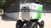 Menghindari Resistensi terhadap Robot Pengantar Makanan