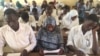 Des candidats à l’épreuve du baccalauréat à N’Djamena, Tchad, 16 juillet 2018. (VOA/André Kodmandjingar)