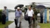 လူ့အခွင့်အရေး အထူးကိုယ်စားလှယ် Tomas Ojea Quintana စစ်တွေ လေဆိပ်ရောက်ရှိစဉ်...