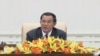 ​លោក​ហ៊ុន សែន​ ក៏​បាន​រំលឹក​អំពី​ប្រវត្តិ​សង្គ្រាម​ស៊ីវិល​នៅ​កម្ពុជា​ដែល​បា​ន​រុញ​ច្រាន​ឲ្យ​ប្រទេស​នេះ​ធ្លាក់​ក្នុង​របប​ខ្មែរ​ក្រហម​និង​បណ្តាល​ឲ្យ​មនុស្ស​ស្លាប់​ជិត​ពីរលាន​នាក់។