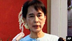 နိုင်ငံရေး နဲ့ ပုဂ္ဂိုလ်ရေး ကိုးကွယ်မှု