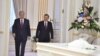 O'zbekiston Prezidenti Shavkat Mirziyoyev (o'ngda) Qozog'iston rahbari Qosim-Jo'mart Toqayev bilan Toshkentda, 2019-yil, 15-aprel