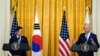조 바이든 미국 대통령과 문재인 한국 대통령이 지난해 5월 워싱턴 백악관에서 회담 뒤 공동기자회견을 했다. 