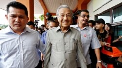 VOA Asia - Uncertainty grows in Malaysia politics