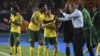 Stuart Baxter donne des instructions a ses joueurs lors du match contre le Nigeria, Egypte, le 9 juillet 2019