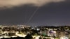 Un système anti-missile en action après que l'Iran a lancé des drones et des missiles vers Israël, vu d'Ashkelon.