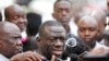 Kizza Besigye déclare forfait pour la présidentielle en Ouganda, le duel Museveni-Bobi Wine se dessine