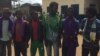 Des ex-combattants ninjas en attente du désarmement à Kimba, au Congo, le 8 août 2018. (VOA/Arsène Séverin)