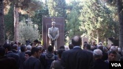 Milli Müstəqillik Günündə Əbülfəz Elçibəyin məzarının ziyarəti