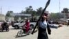 Wani dan Taliban rike da makami a birnin Kabul REUTERS TV/via REUTERS