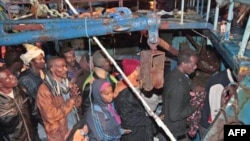 African refugees arrive in Lampedusa, Italy, fleeing from Lybia