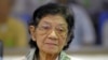 Ieng Thirith, center, former Khmer Rouge social affairs minister, appears in court room of the U.N.-backed tribunal during a hearing in Phnom Penh, Cambodia. (File Photo)