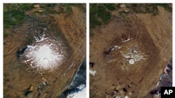 This combination of Sept. 14, 1986, left, and Aug. 1, 2019, photos provided by NASA shows the shrinking of the Okjokull glacier on the Ok volcano in west-central Iceland. 