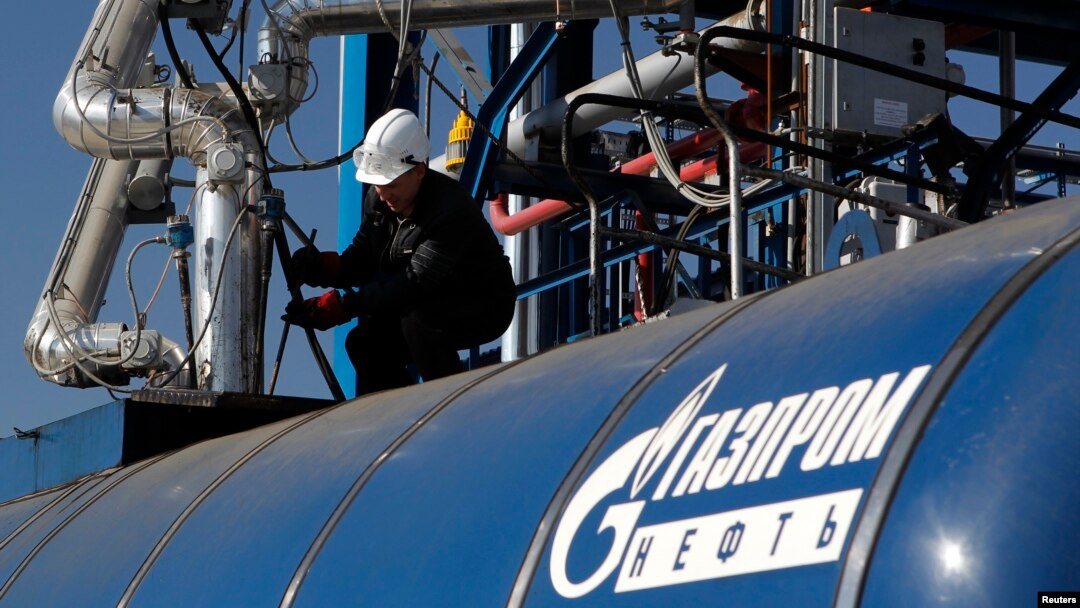 Rossiyaning Gazprom va Xitoyning Milliy Petroleum korporatsiyasi bitim imzoladi. Unga ko’ra, 2018-yilgacha ikki davlatni ulovchi yangi gaz quvuri foydalanishga topshiriladi.