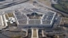 ARHIVA - Pogled iz vazduha na Pentagon, sedište Sekretarijata za odbranu SAD, u Arlingtonu, u Virdžiniji (Foto: Reuters/Joshua Roberts)