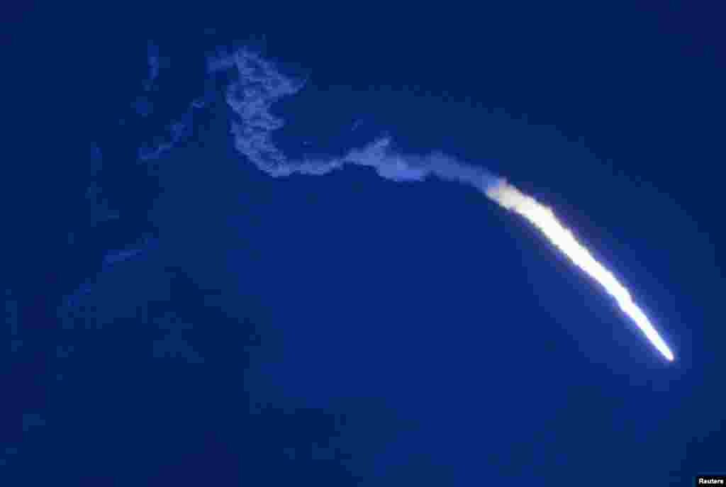 India&#39;s Geosynchronous Satellite Launch Vehicle (GSLV-F10), carrying the earth observation satellite EOS-03, lifts off from the Satish Dhawan Space Centre in Sriharikota, India.
