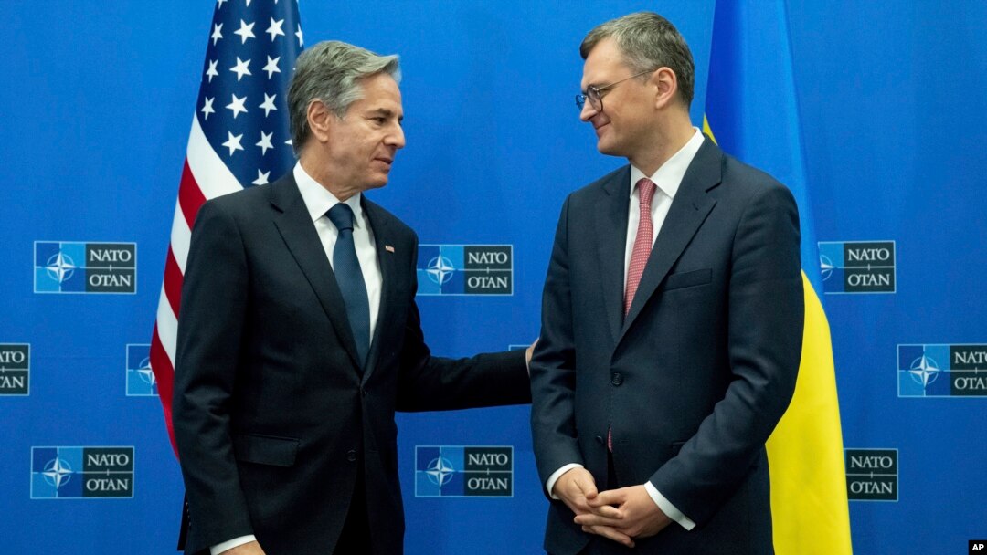 AQSh va Ukraina tashqi ishlar vazirlari NATO majlisida