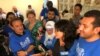 Rashida Tlaib talks to supporters at her campaign headquarters in Detroit, Michigan, 7 Aug. 2018. (Photo: K. Farabaugh / VOA) 